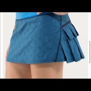 Lululemon pace setter skirt 6 reg